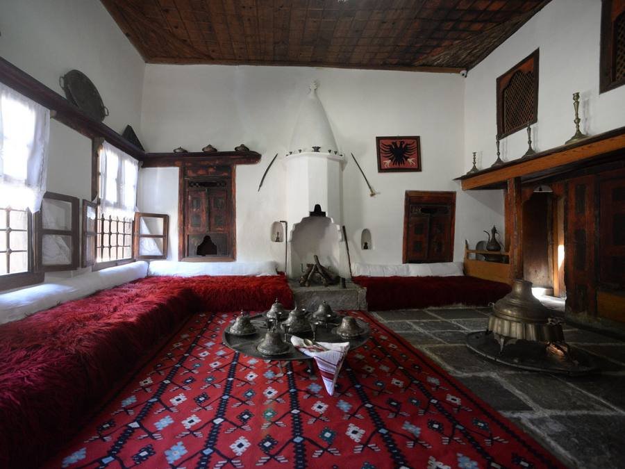 Berat — photo 9