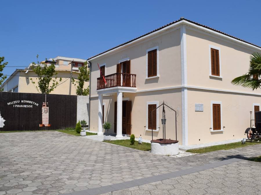 Vlorë — photo 2